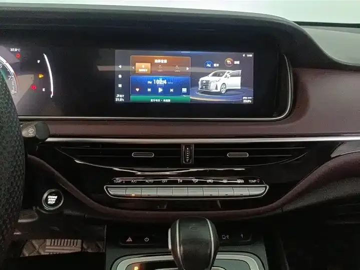 Trumpchi M6 2021 PRO 270T Automatic Luxury Edition 13