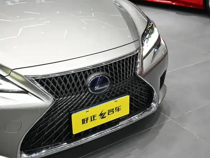 Lexus LS 2021 500h Excellent Edition 20
