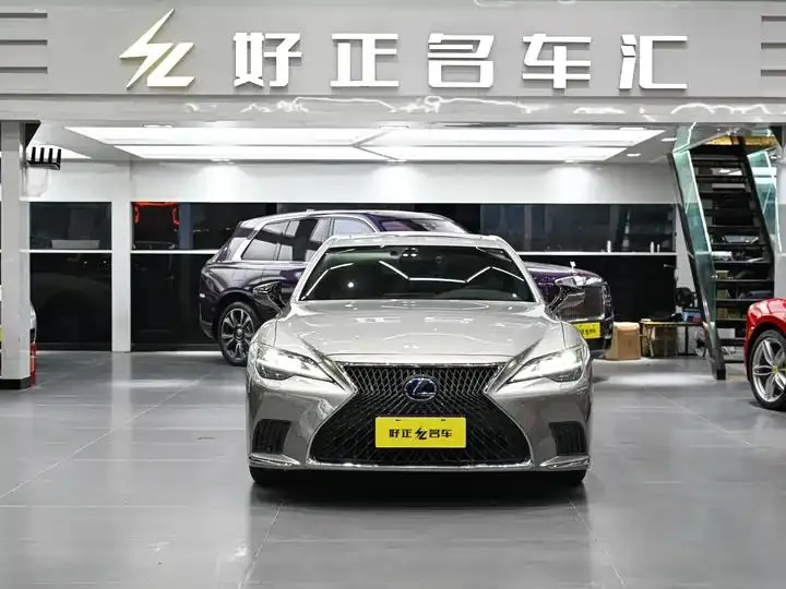 Lexus LS 2021 500h Excellent Edition 4