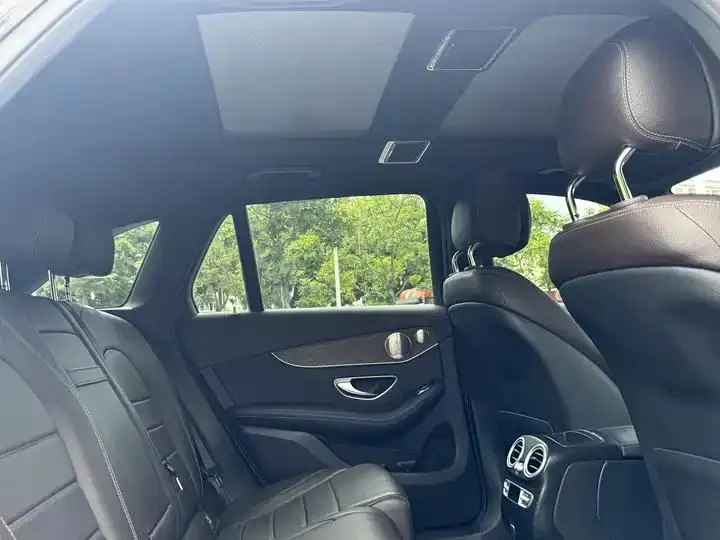 Mercedes Benz GLC 2021 model, GLC 300 L 4MATIC Sport version 12