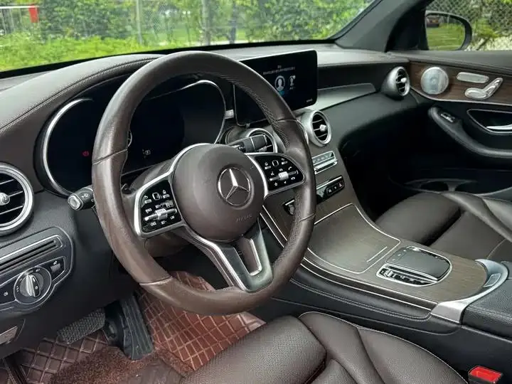 Mercedes Benz GLC 2021 model, GLC 300 L 4MATIC Sport version 13