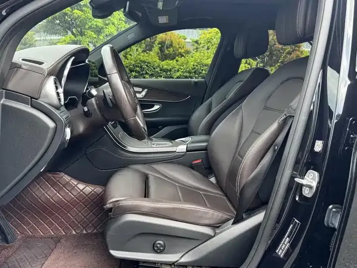 Mercedes Benz GLC 2021 model, GLC 300 L 4MATIC Sport version 15