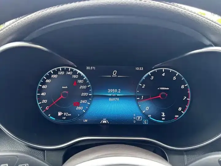Mercedes Benz GLC 2021 model, GLC 300 L 4MATIC Sport version 19