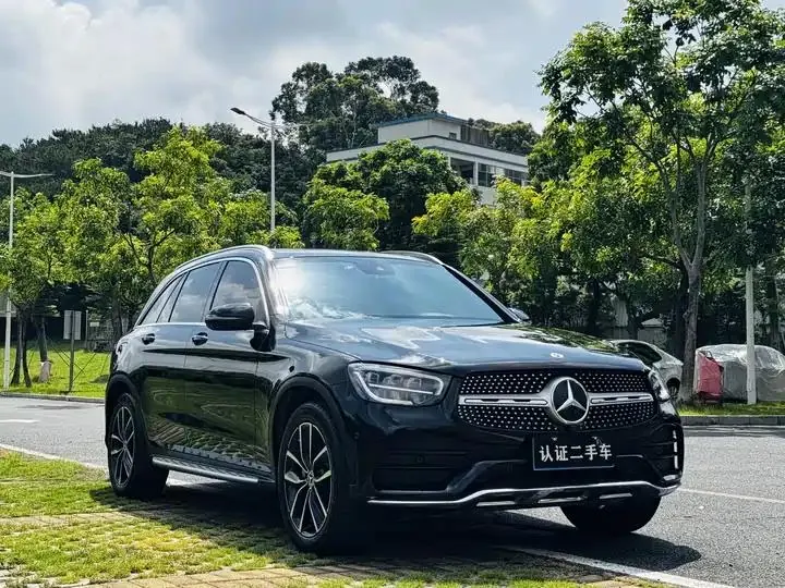 Mercedes Benz GLC 2021 model, GLC 300 L 4MATIC Sport version 3