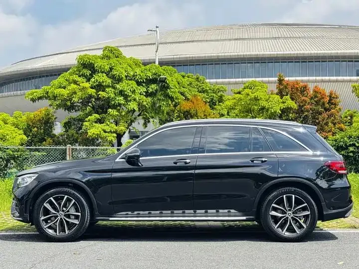 Mercedes Benz GLC 2021 model, GLC 300 L 4MATIC Sport version 4