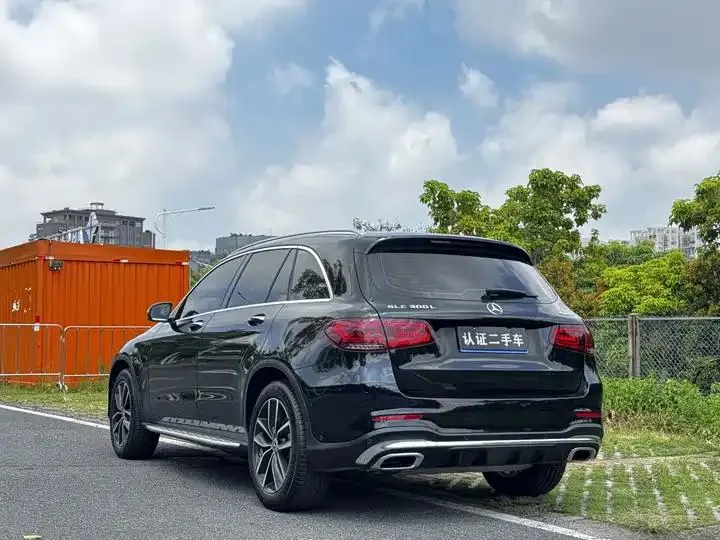 Mercedes Benz GLC 2021 model, GLC 300 L 4MATIC Sport version 5