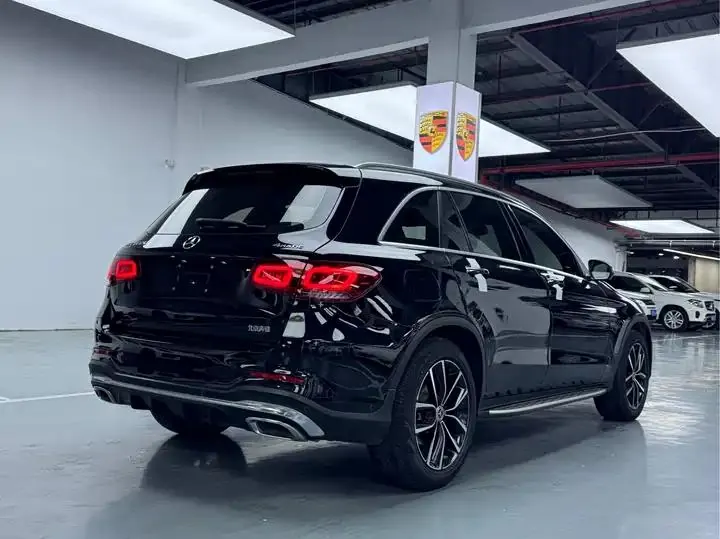 Mercedes Benz GLC 2021 model, GLC 300 L 4MATIC Sport version 19
