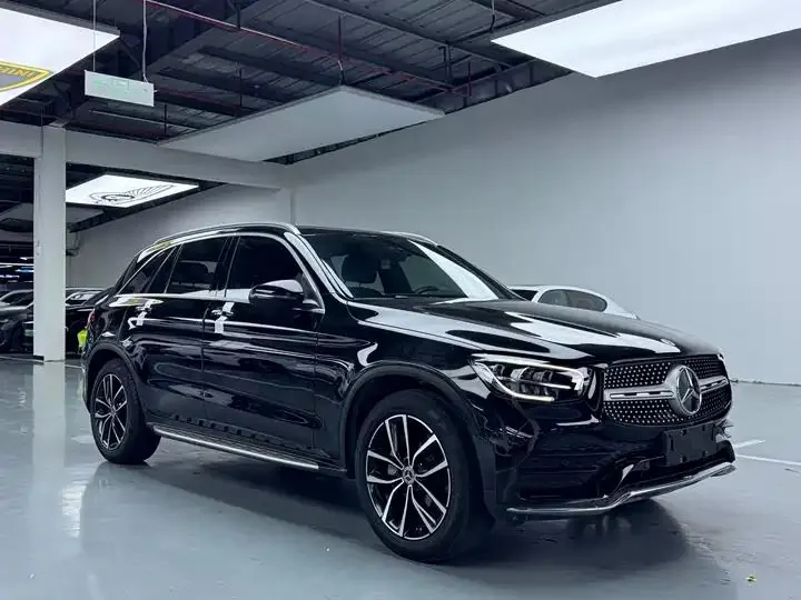Mercedes Benz GLC 2021 model, GLC 300 L 4MATIC Sport version 3