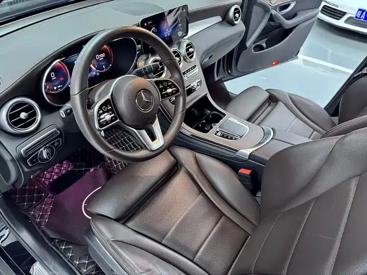 Mercedes Benz GLC 2021 model, GLC 300 L 4MATIC Sport version 7