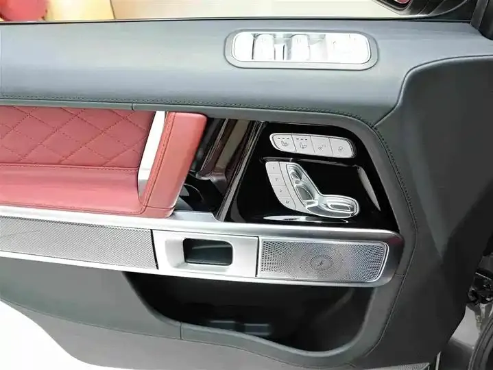 Mercedes Benz G Class 2023G 500 14