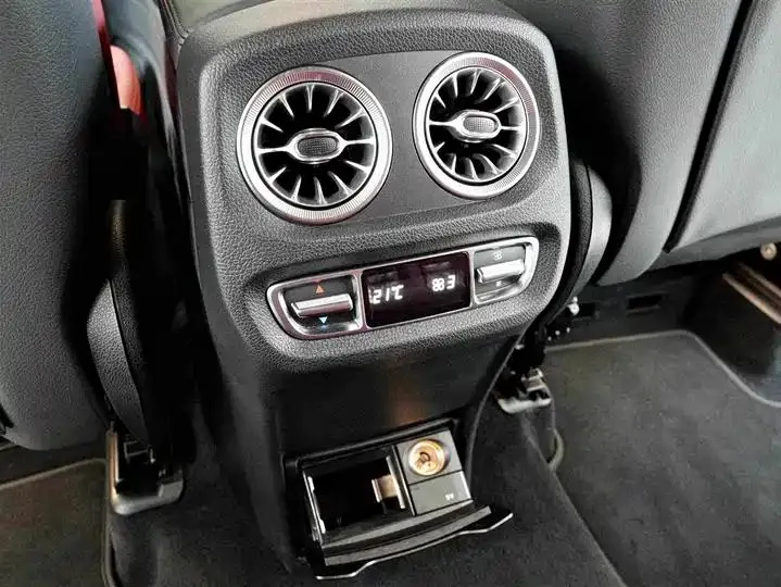 Mercedes Benz G Class 2023G 500 17