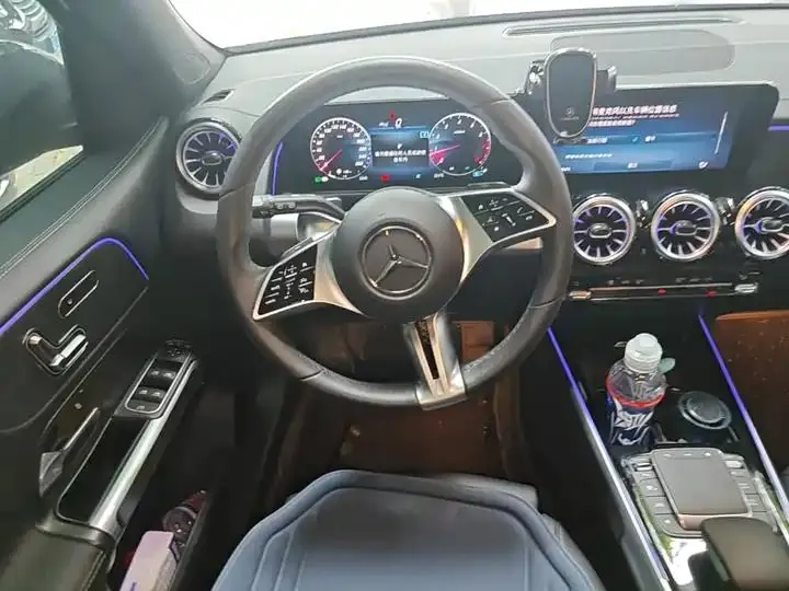 Mercedes Benz GLB 2024 GLB 220 4MATIC 11