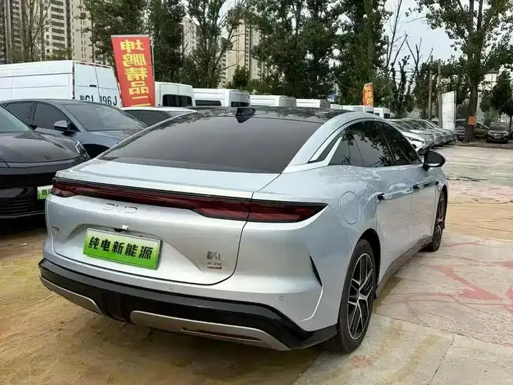 Han L 2025 EV four-wheel drive laser Radar flagship 9