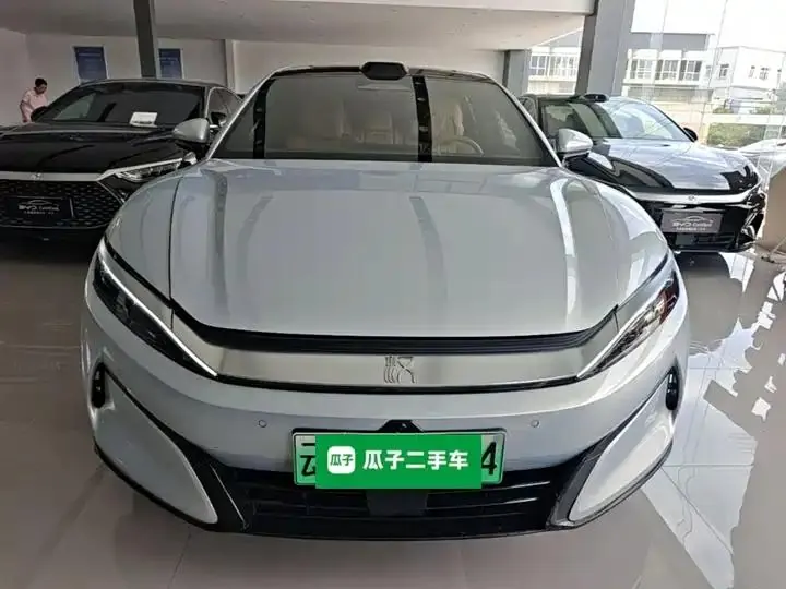 Han L 2025 EV four-wheel drive laser Radar flagship 3