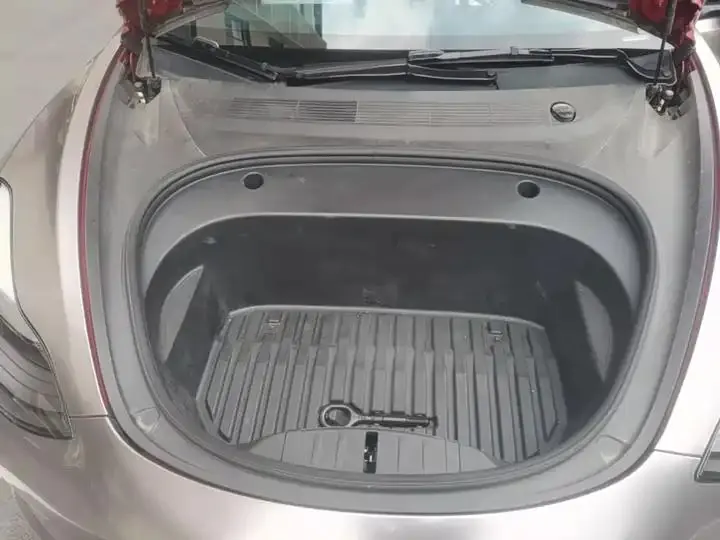 Model 3 2022 Performance high-performance all-wheel drive 15