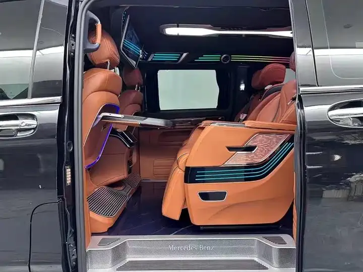 Vito 2023, 2.0T Business Edition, 7-seater 15