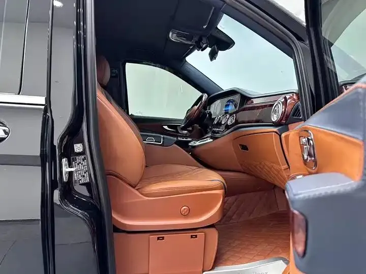Vito 2023, 2.0T Business Edition, 7-seater 19