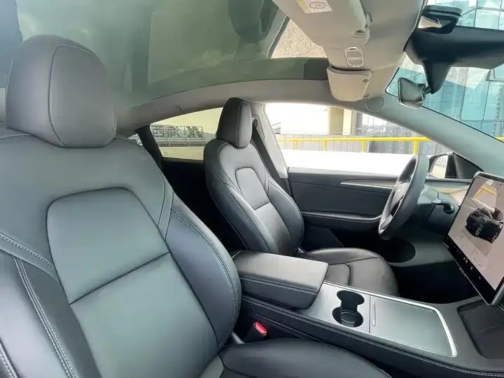 2022 Model Y Refreshed Rear-Wheel-Drive Version 12