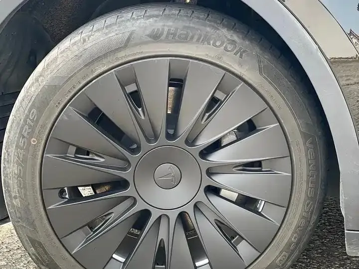 2022 Model Y Refreshed Rear-Wheel-Drive Version 7