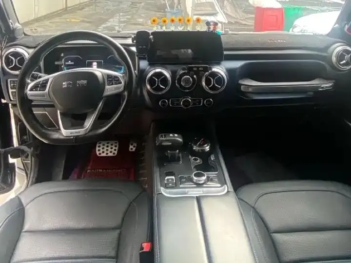 Beijing BJ40 2020 2.0T Automatic Four-wheel Drive City Hunter Edition Extreme 10
