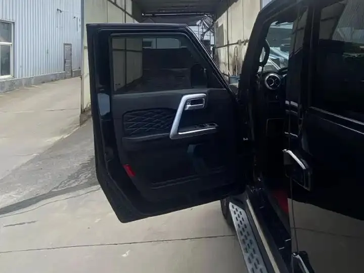 Beijing BJ40 2020 2.0T Automatic Four-wheel Drive City Hunter Edition Extreme 8