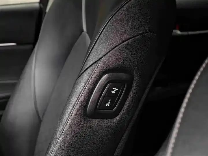 Camry 2021 2.5S Prestige Edition 26