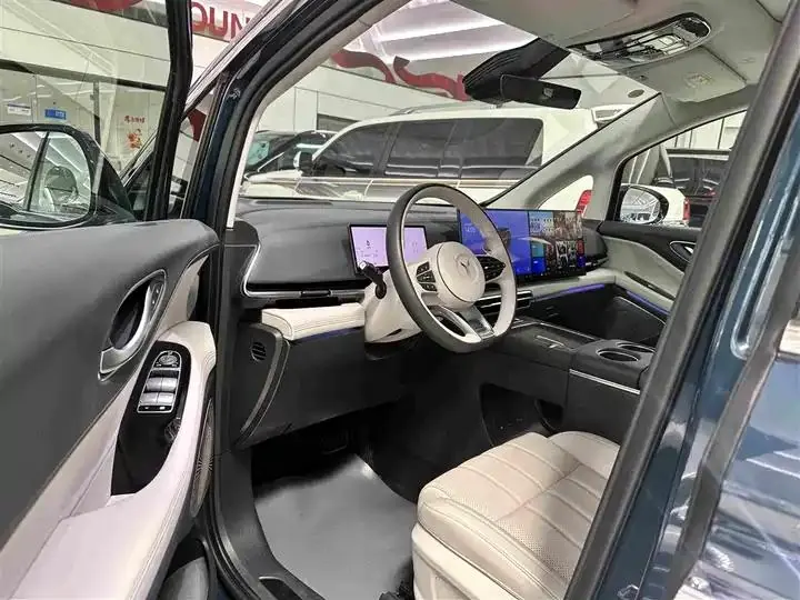 Voyah Dreamer 2025 PHEV Four-wheel Drive Flagship Kunpeng Edition 10