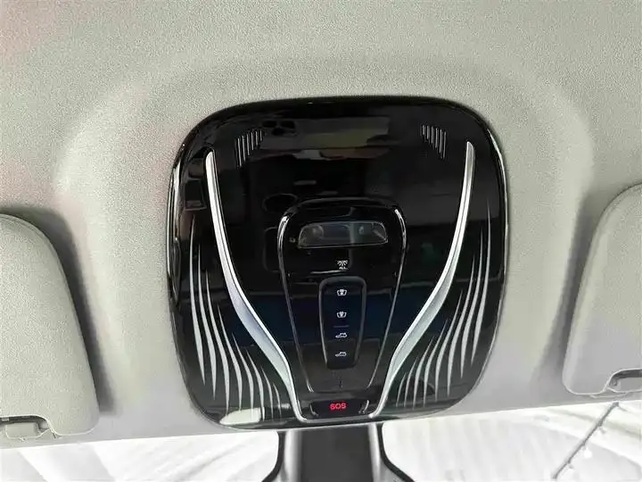 Voyah Dreamer 2025 PHEV Four-wheel Drive Flagship Kunpeng Edition 17