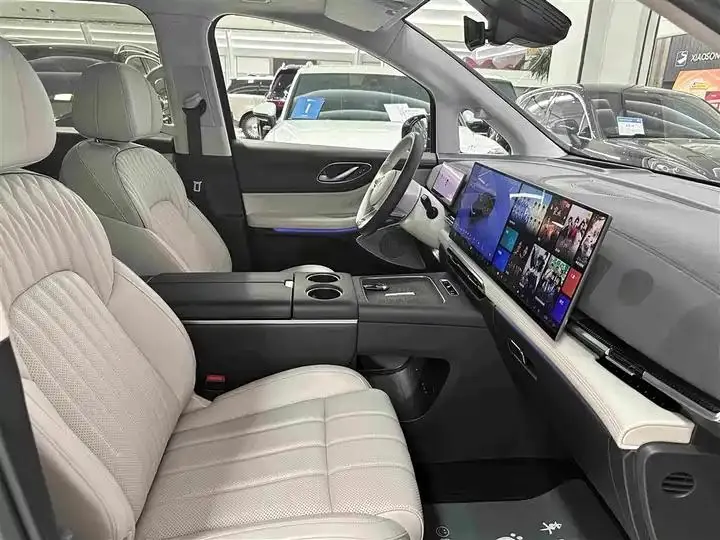 Voyah Dreamer 2025 PHEV Four-wheel Drive Flagship Kunpeng Edition 26