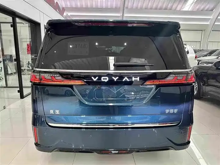 Voyah Dreamer 2025 PHEV Four-wheel Drive Flagship Kunpeng Edition 9
