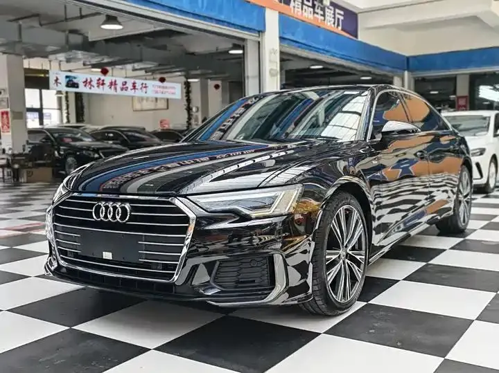 Audi A6L 2022 45 TFSI Selected Dynamic Type - View 1