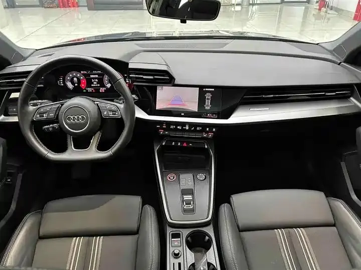 Audi A3 2023 facelift Sportback 35 TFSI fashion sporty 2