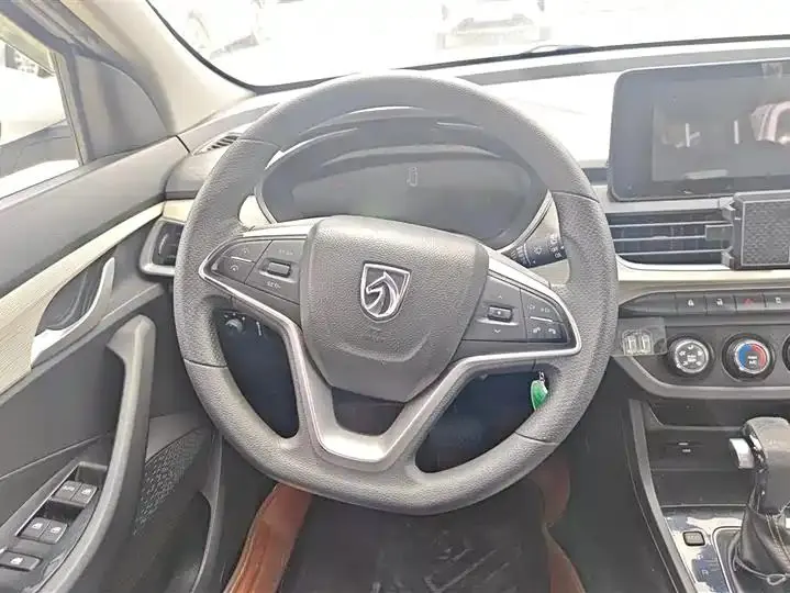 BaoJun 360 2019 1.5L CVT Elite Country VI 15