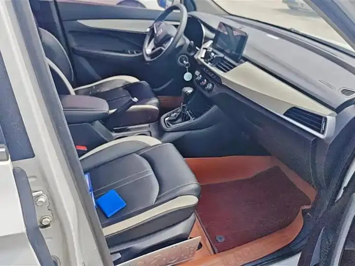 BaoJun 360 2019 1.5L CVT Elite Country VI 8