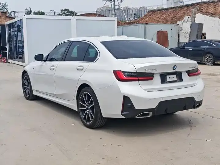 BMW 3 Series 2023 model 320Li M Sport Package 9