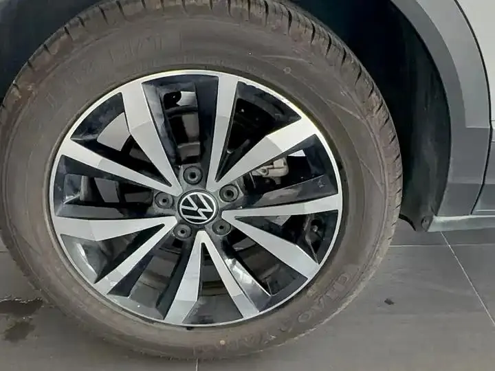 T-ROC 2023 Model 280TSI DSG Front-Wheel Drive Time Edition 16