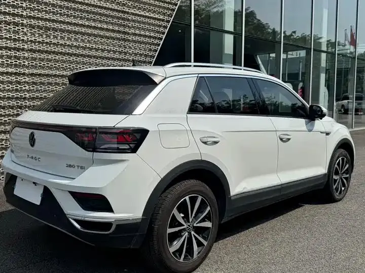 T-ROC 2023 Model 280TSI DSG Front-Wheel Drive Time Edition 6