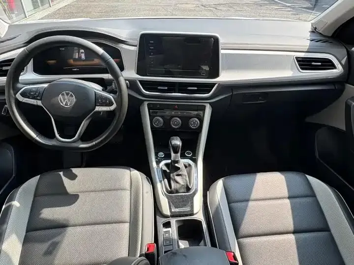 T-ROC 2023 Model 280TSI DSG Front-Wheel Drive Time Edition 8