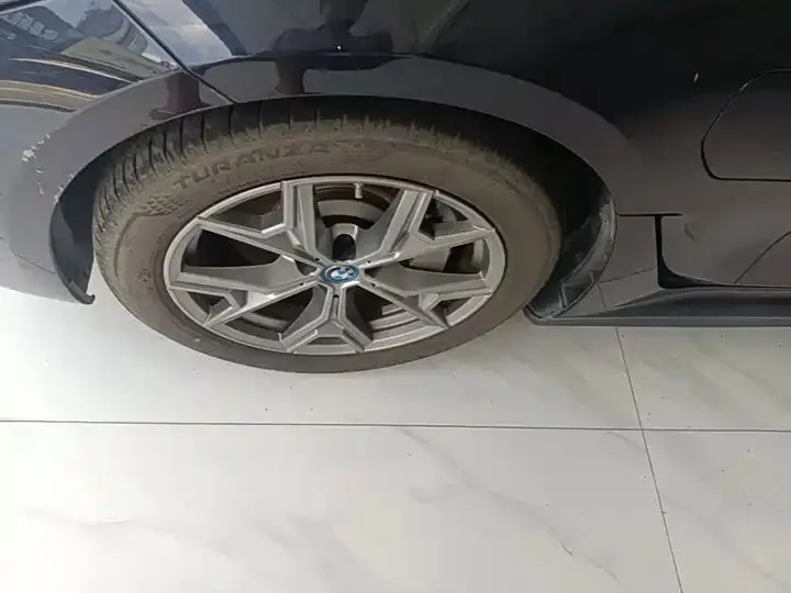 BMW i3 2022 model eDrive 35 L 23