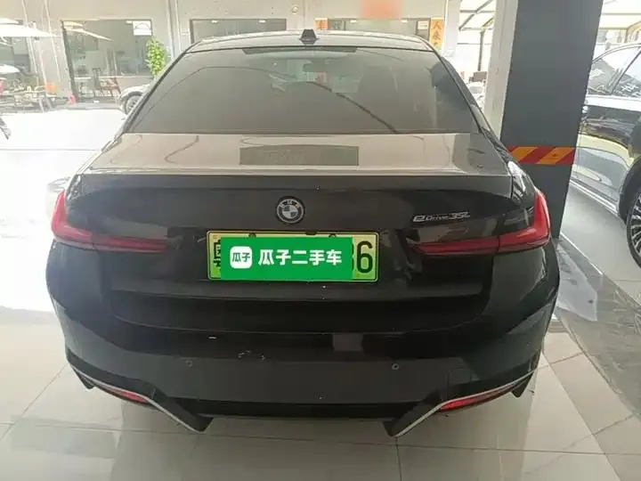 BMW i3 2022 model eDrive 35 L 6