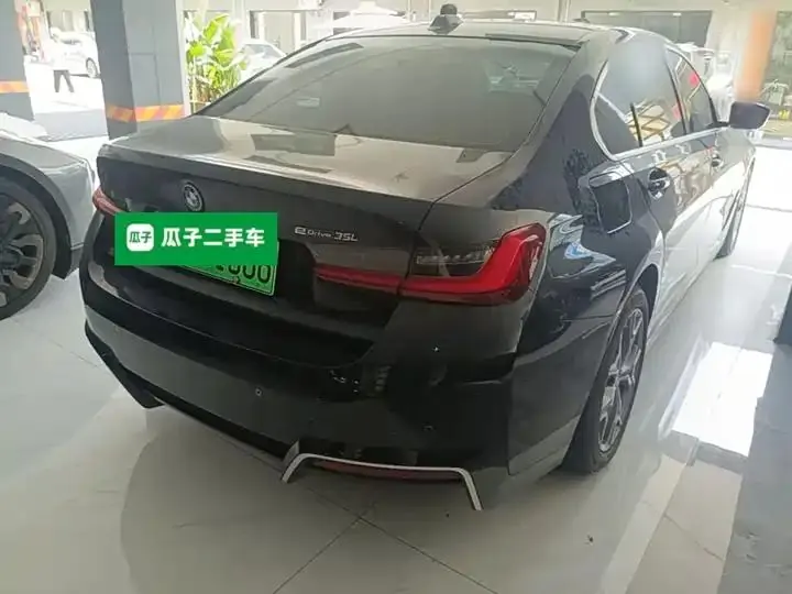 BMW i3 2022 model eDrive 35 L 7