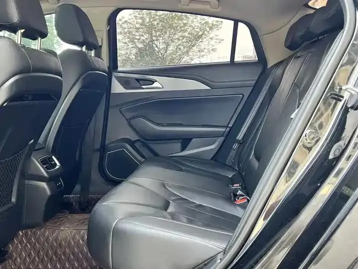 HongQi H5 2020 1.8T Auto Zhilian Flag Collar Edition 5