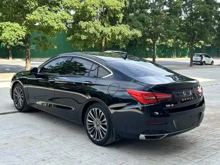HongQi H5 2020 1.8T Auto Zhilian Flag Collar Edition 7