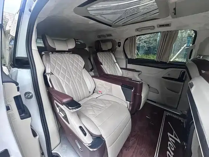 Buick GL8 2020 ES Land Noble 653T Prestige Model 15