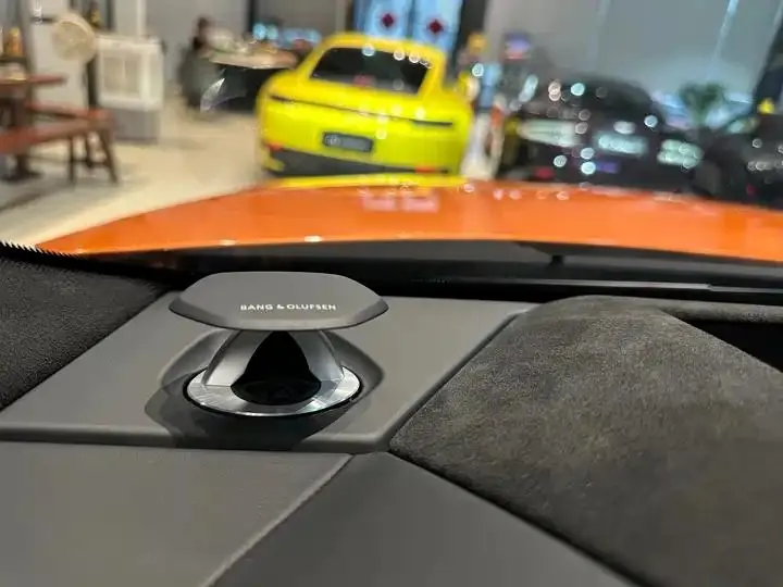 Urus 2021 4.0T V8 14