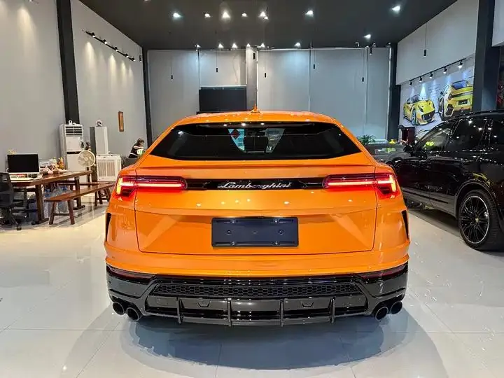 Urus 2021 4.0T V8 6
