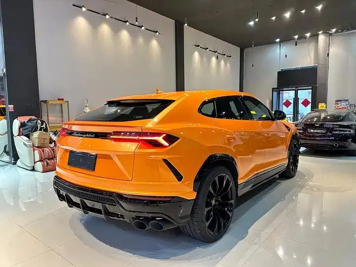 Urus 2021 4.0T V8 7