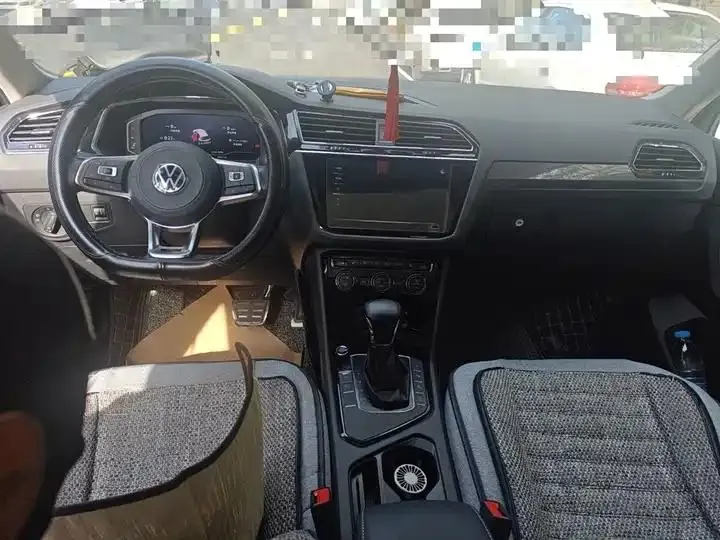 Touang L 2021, 330 TSI, Automatic, Two‑Wheel Drive, R-Line Prestige Edition 10