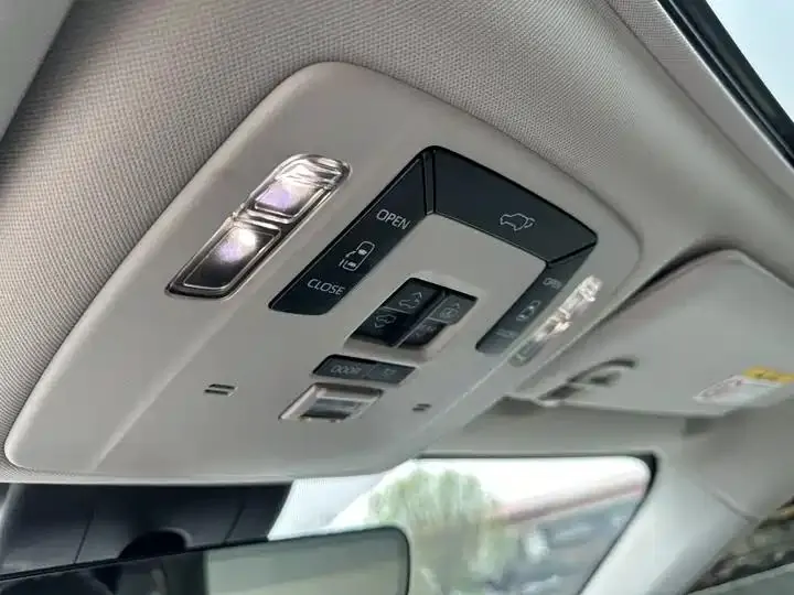 Grevia 2023 2.5L Hybrid Premium PLUS Edition 5