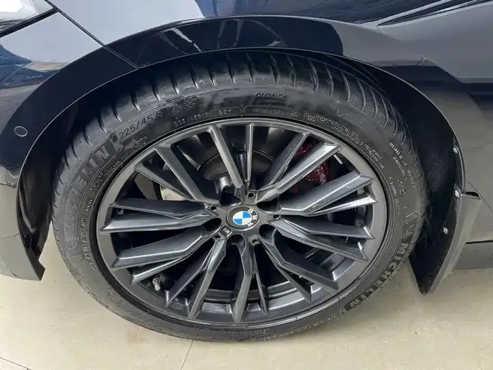 BMW 3 Series 2024 325Li M Sports Night Suit 10